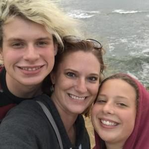 Meet your Posher, Kimberly